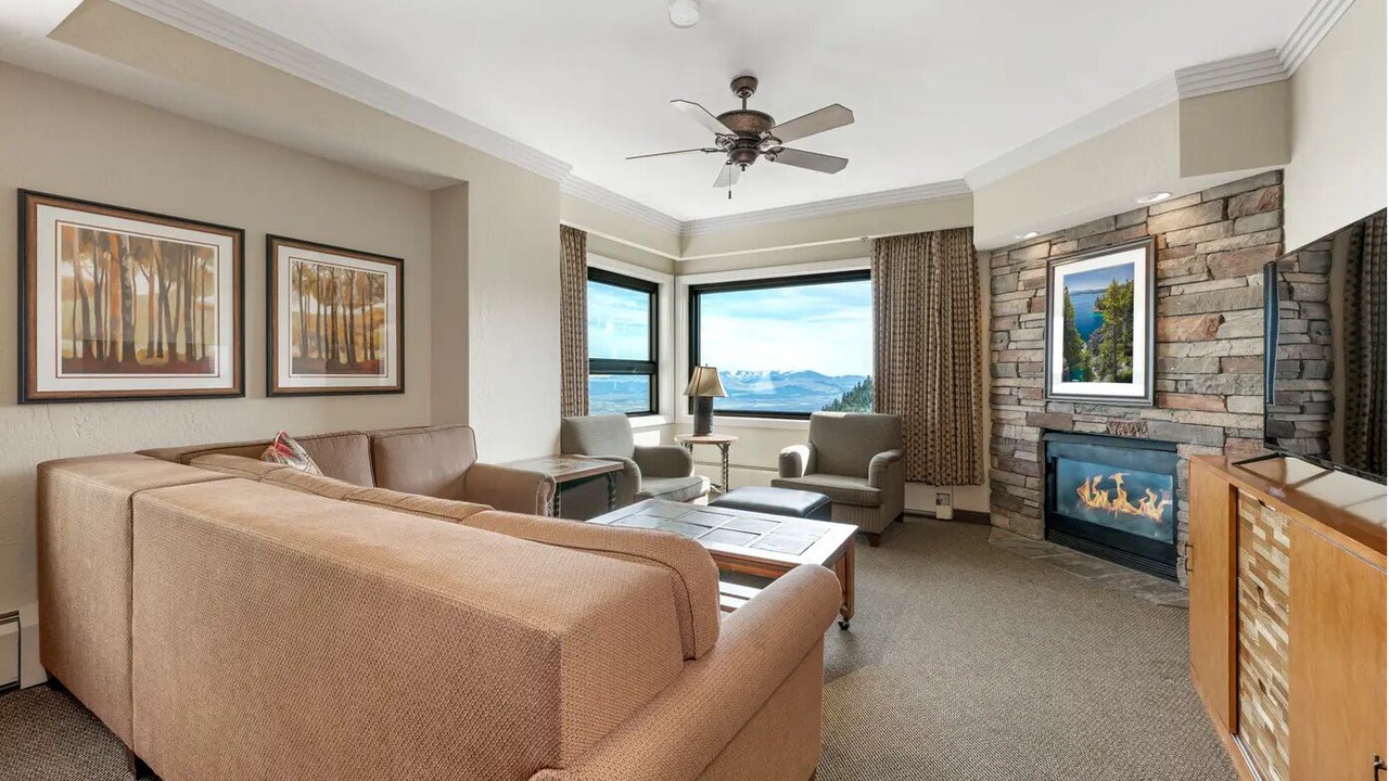Photo of Livingroom in Tahoe Village