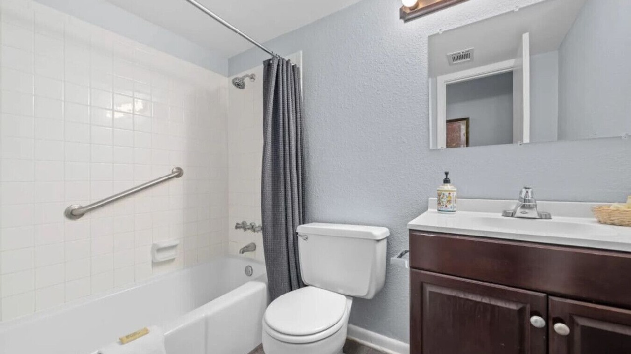 Photo of Bathroom in Hot Springs Village