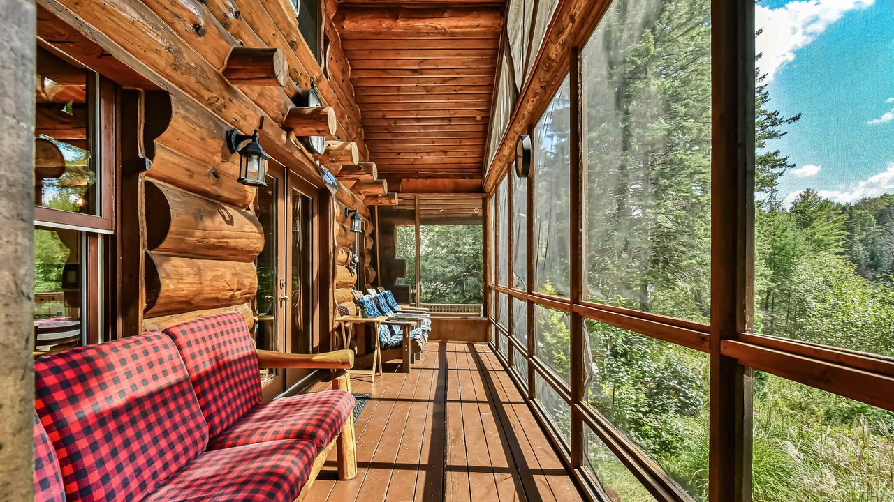 Photo of Patio Balcony in Pine Hill
