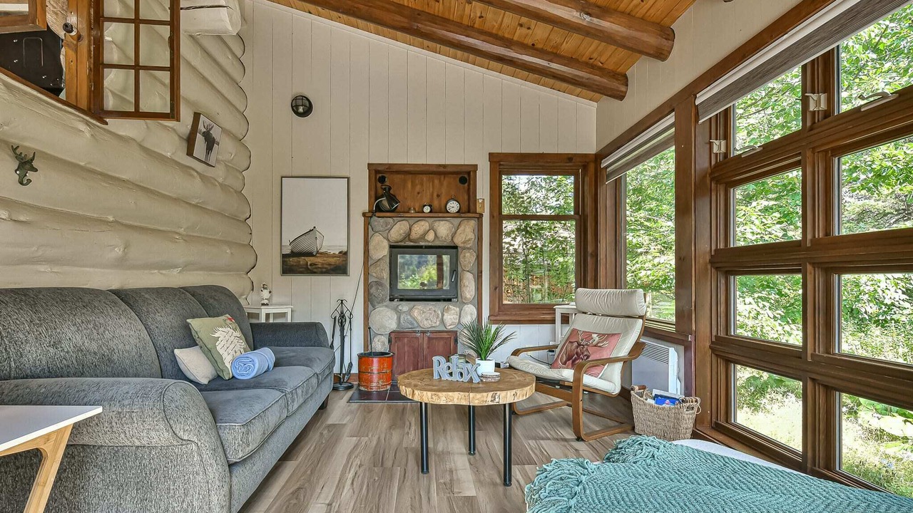 Photo of Livingroom in Pine Hill