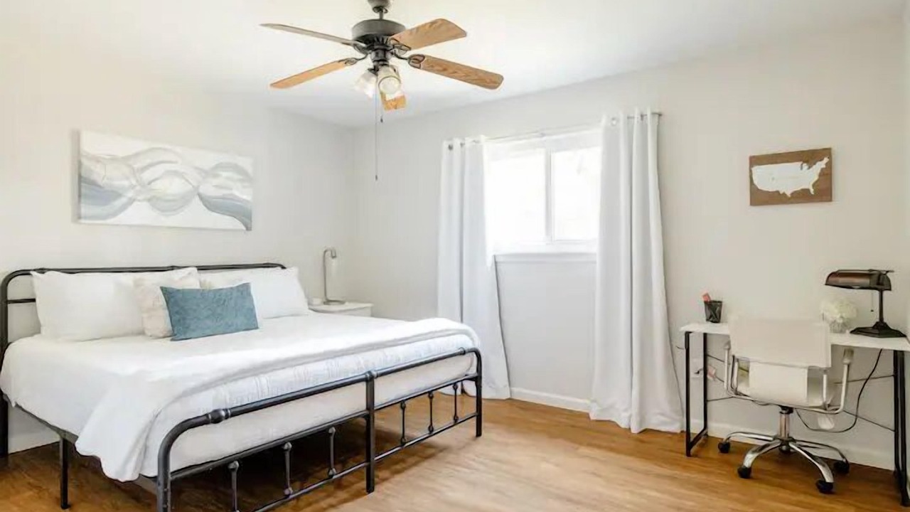 Photo of Bedroom in Spring