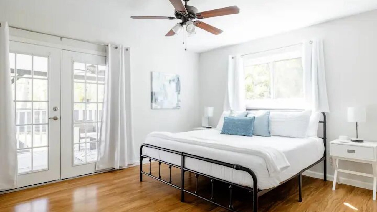 Photo of Bedroom in Spring