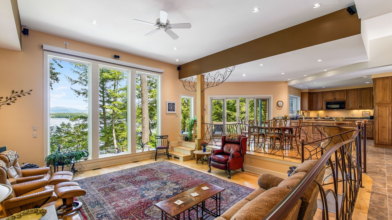 Photo of Livingroom in Center Harbor