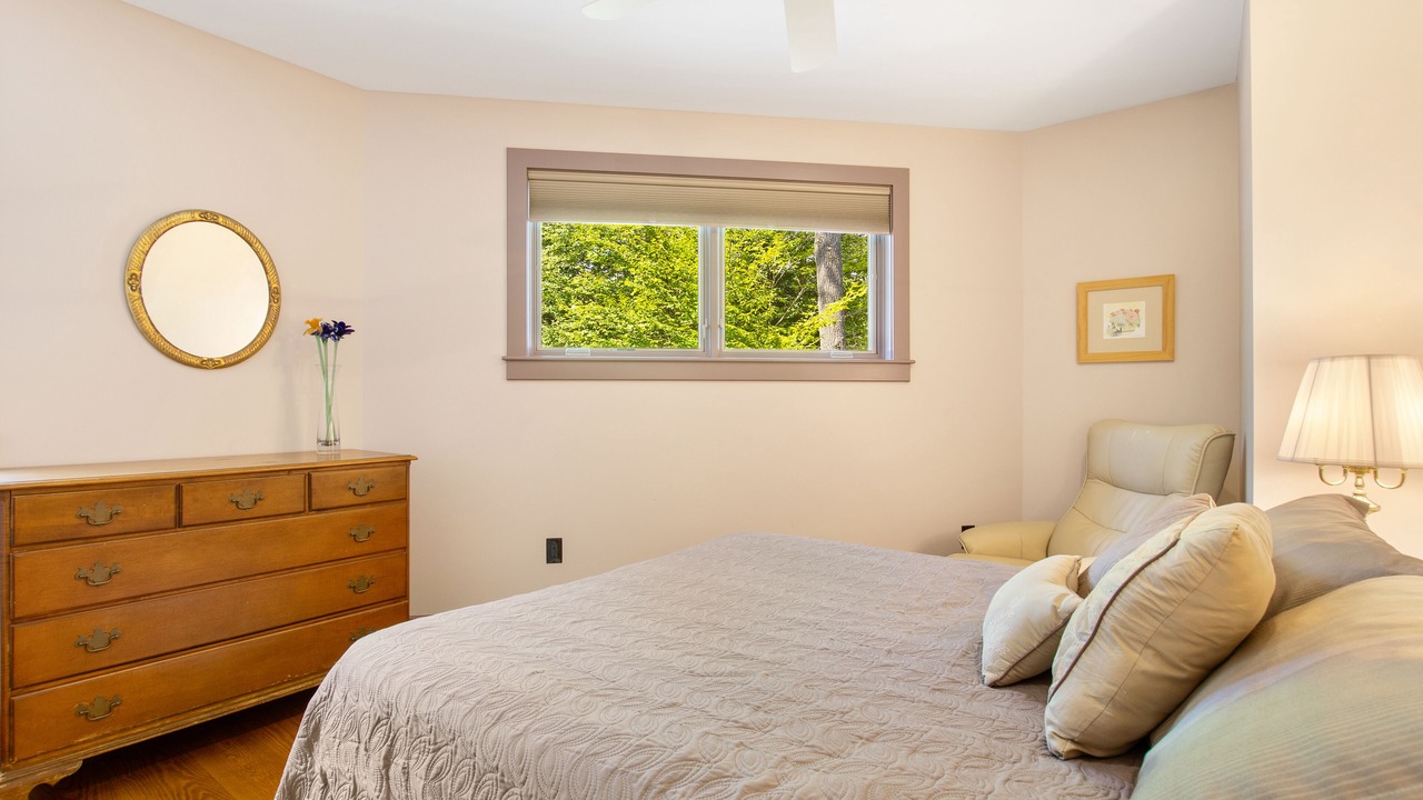 Photo of Bedroom in Center Harbor