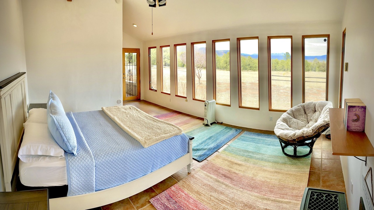 Photo of Bedroom in Rowe