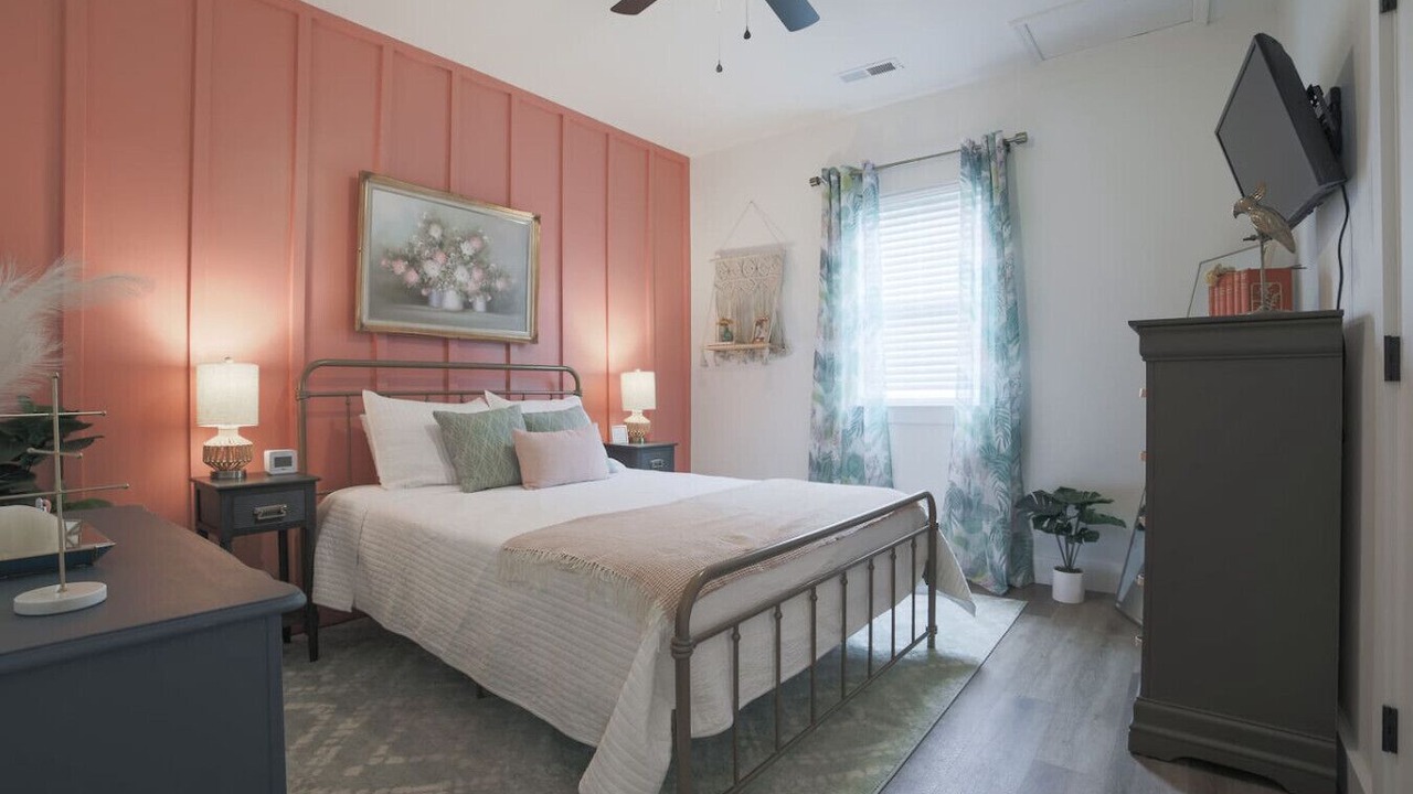 Photo of Bedroom in Northside