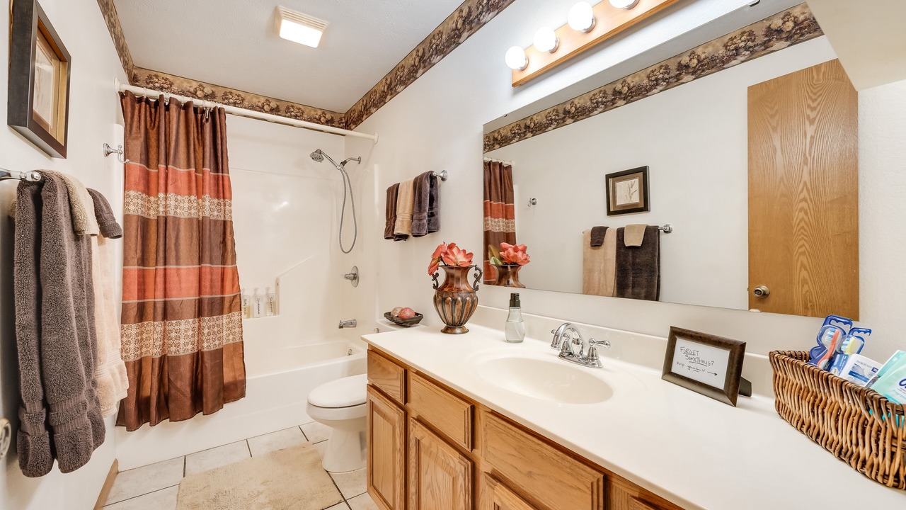 Photo of Bathroom in Squires