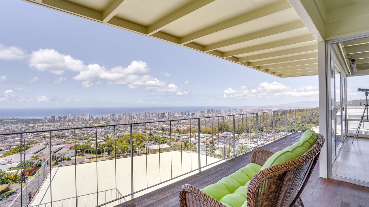 Photo of Patio Balcony in Diamond Head - Kapahulu - St. Louis