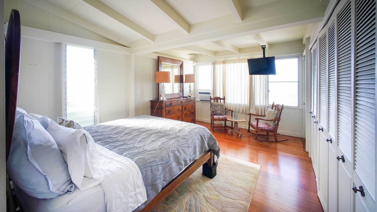 Photo of Bathroom in Diamond Head - Kapahulu - St. Louis