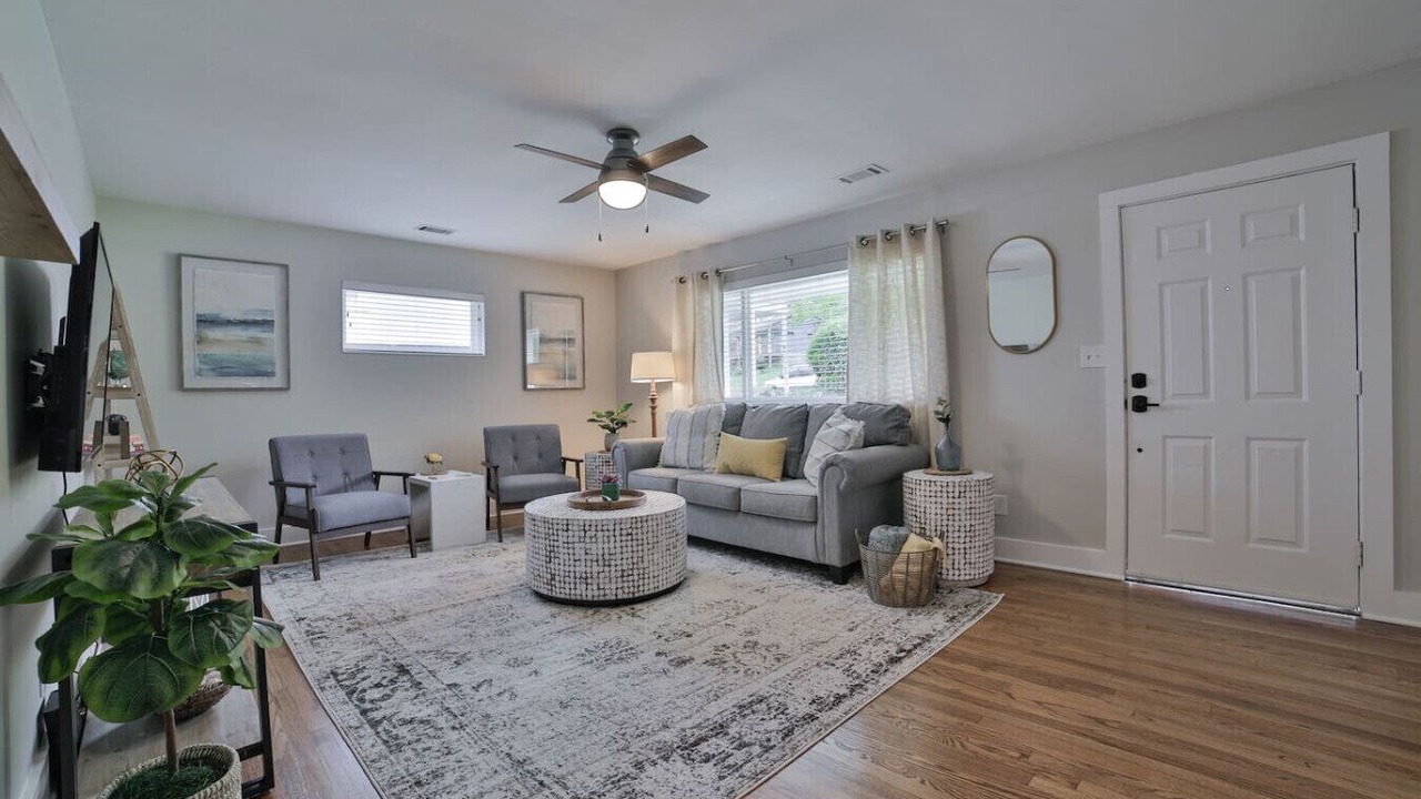 Photo of Livingroom in North Chattanooga