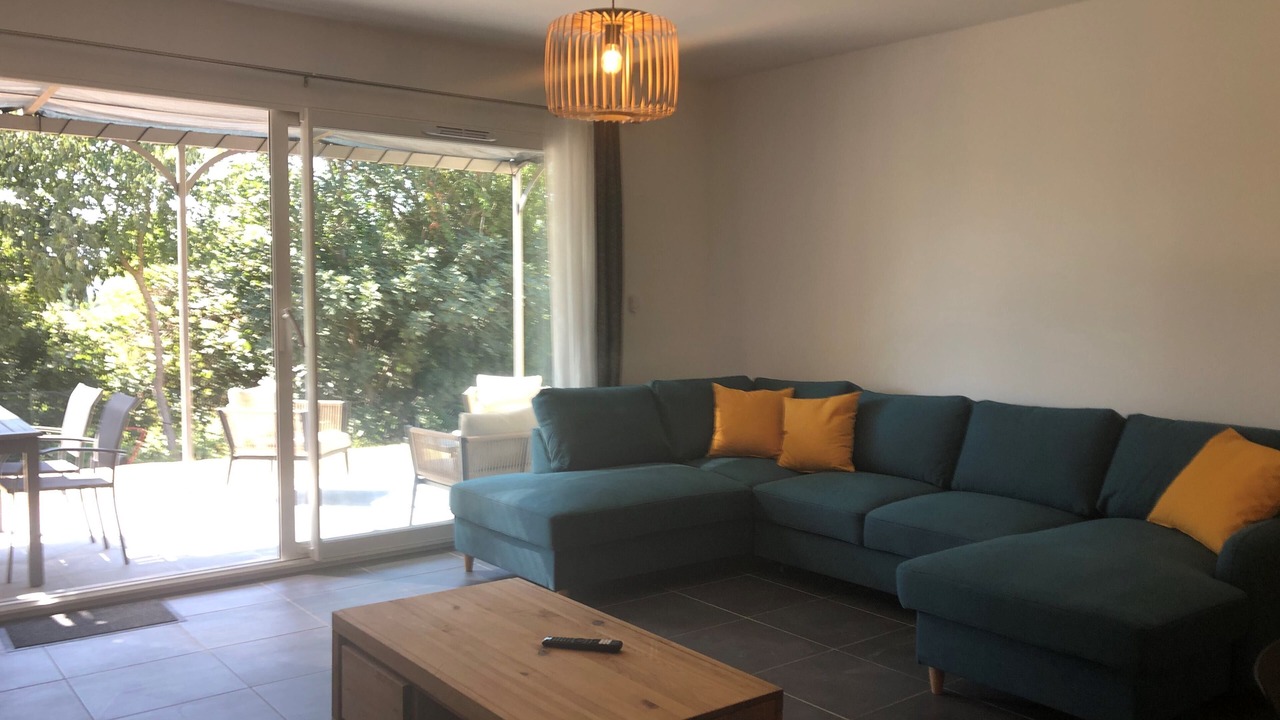 Photo of Livingroom in Saint-Laurent-de-Carnols