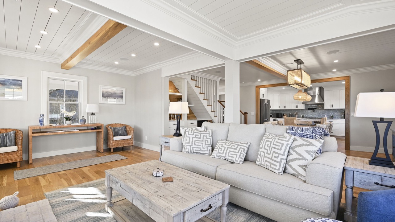 Photo of Livingroom in Oak Bluffs