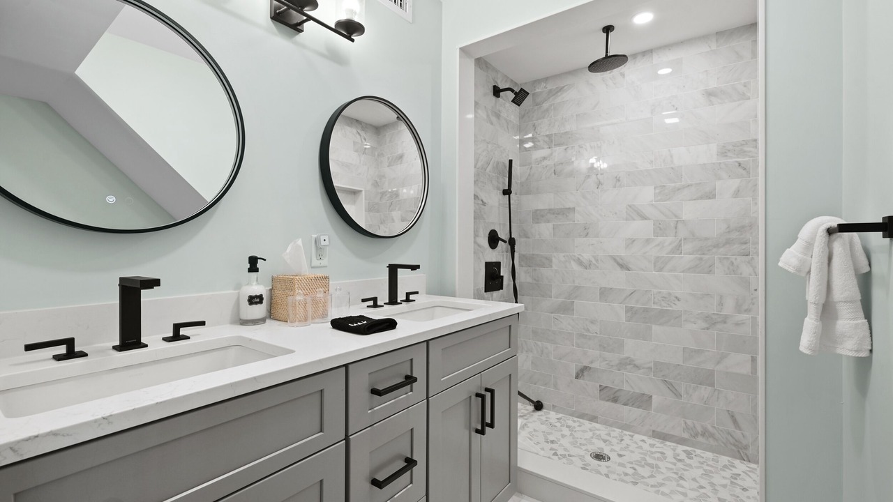 Photo of Bathroom in Oak Bluffs