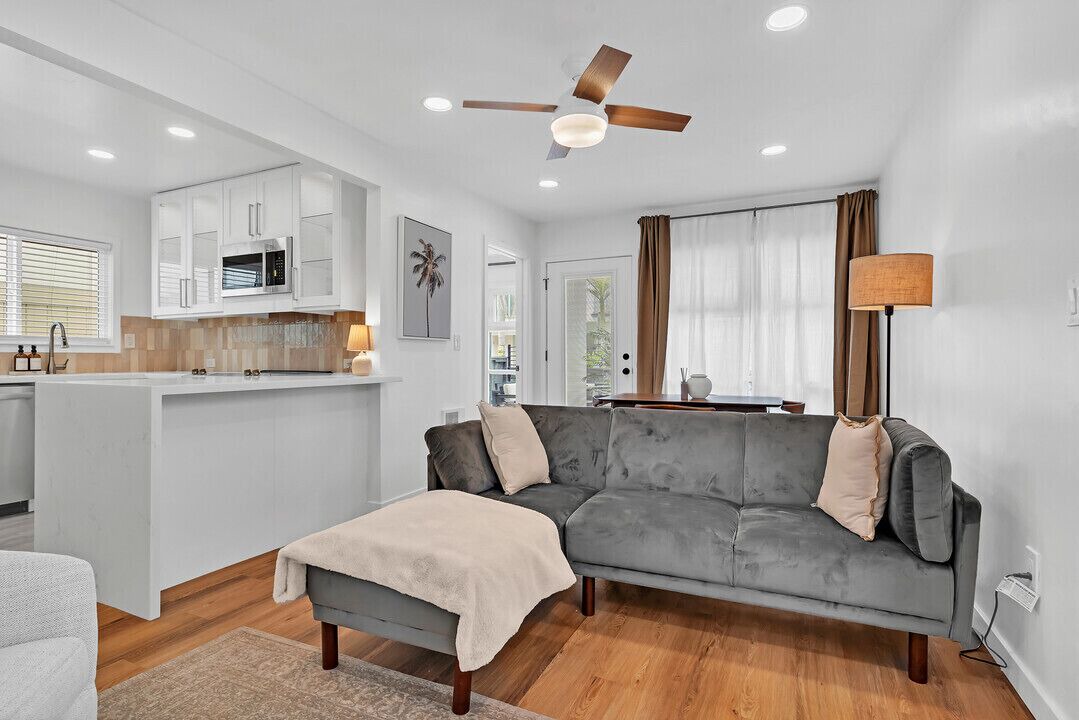 Photo of Livingroom in Mission Beach