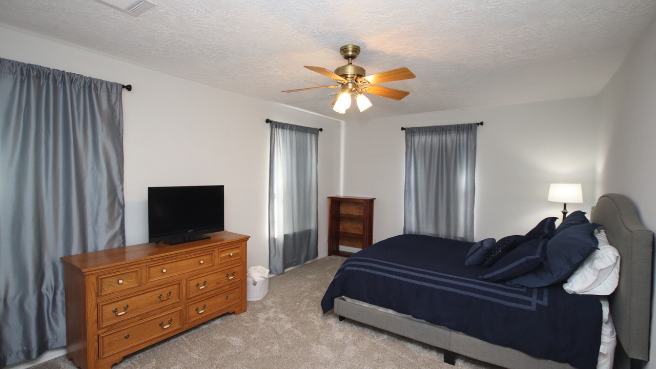 Photo of Bedroom in Spring