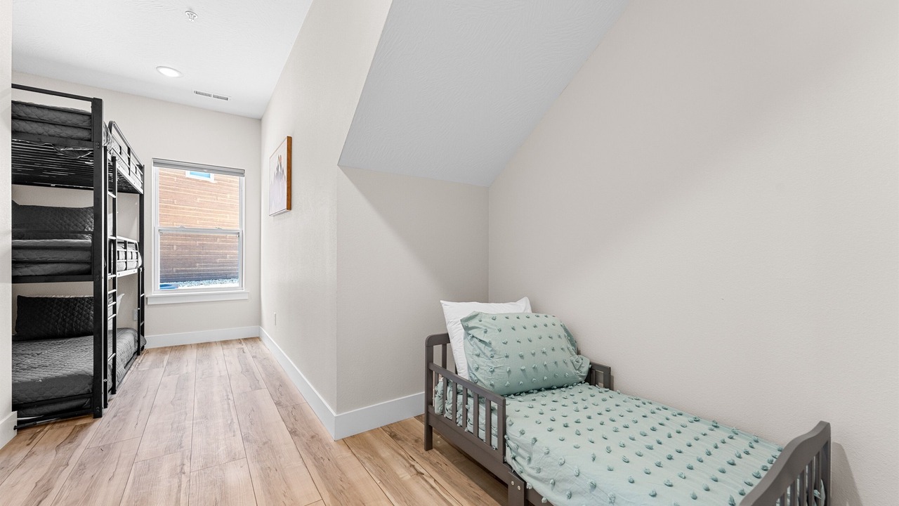 Photo of Bedroom in Kimberling City