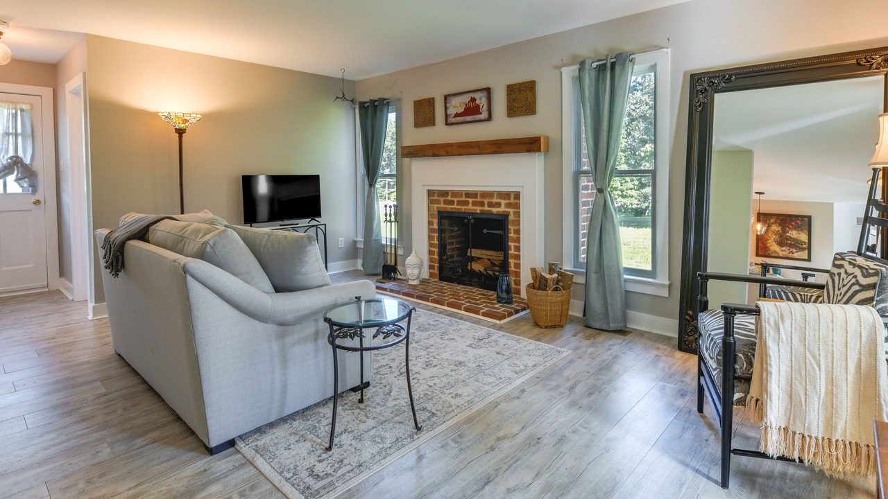 Photo of Livingroom in Midlothian