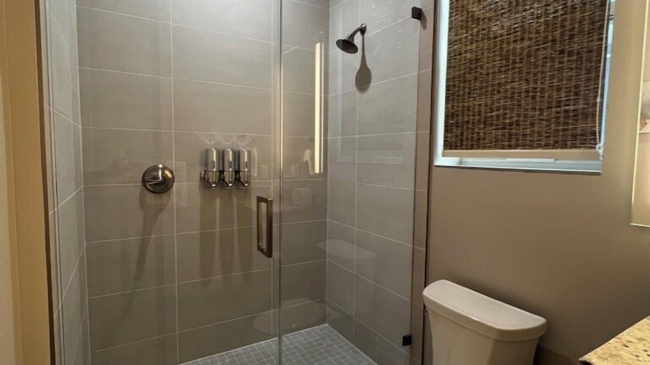 Photo of Bathroom in Rock Harbor