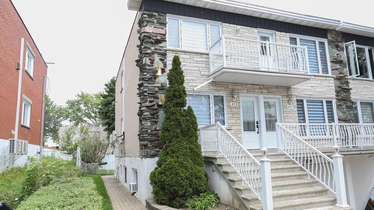 Photo of Outdoor in Laval-des-Rapides