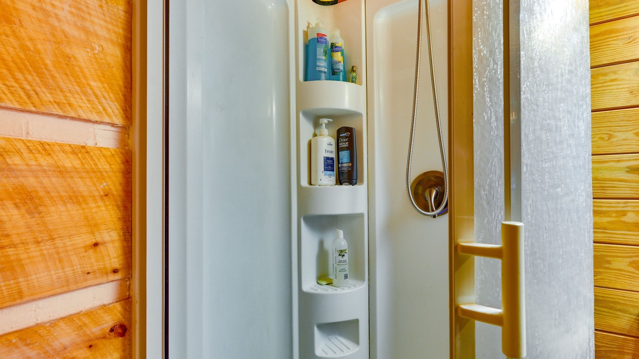 Photo of Bathroom in Bean Station