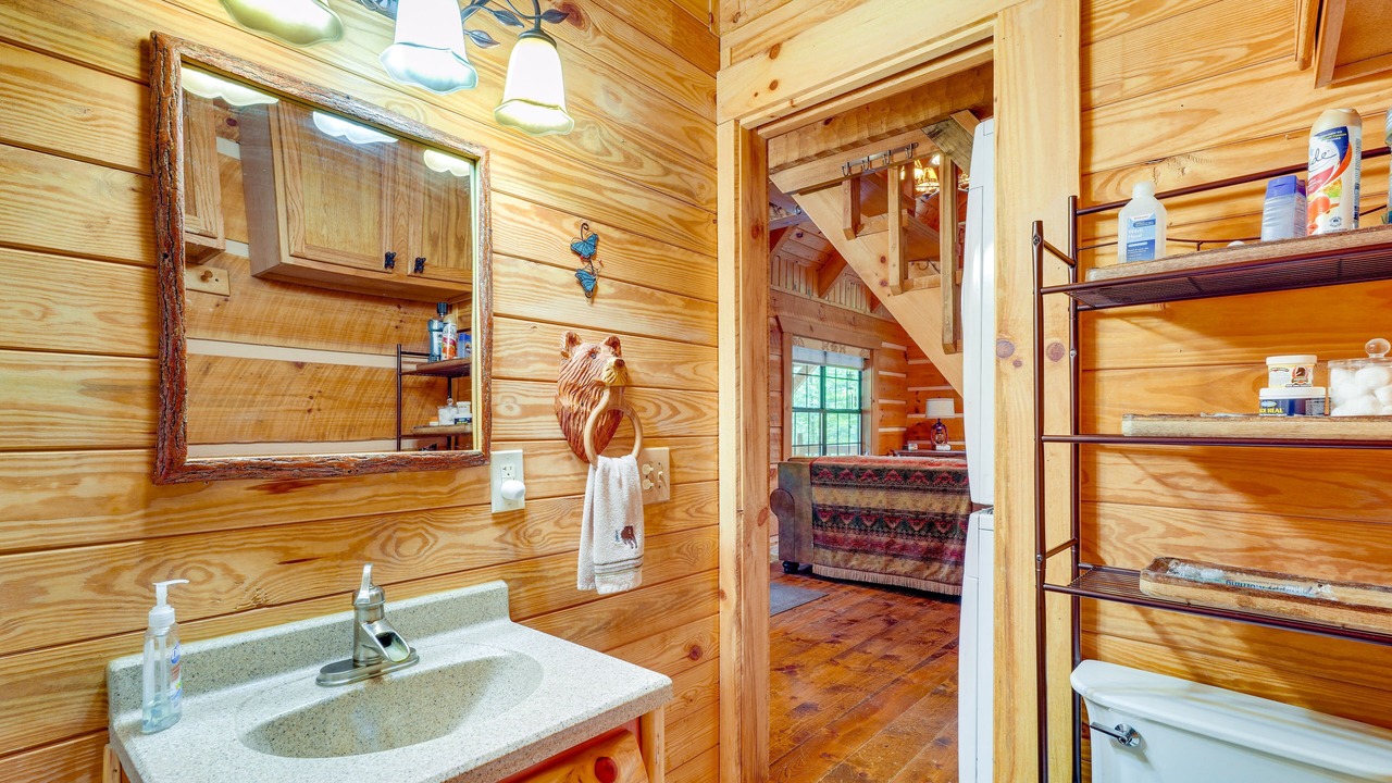 Photo of Bathroom in Bean Station