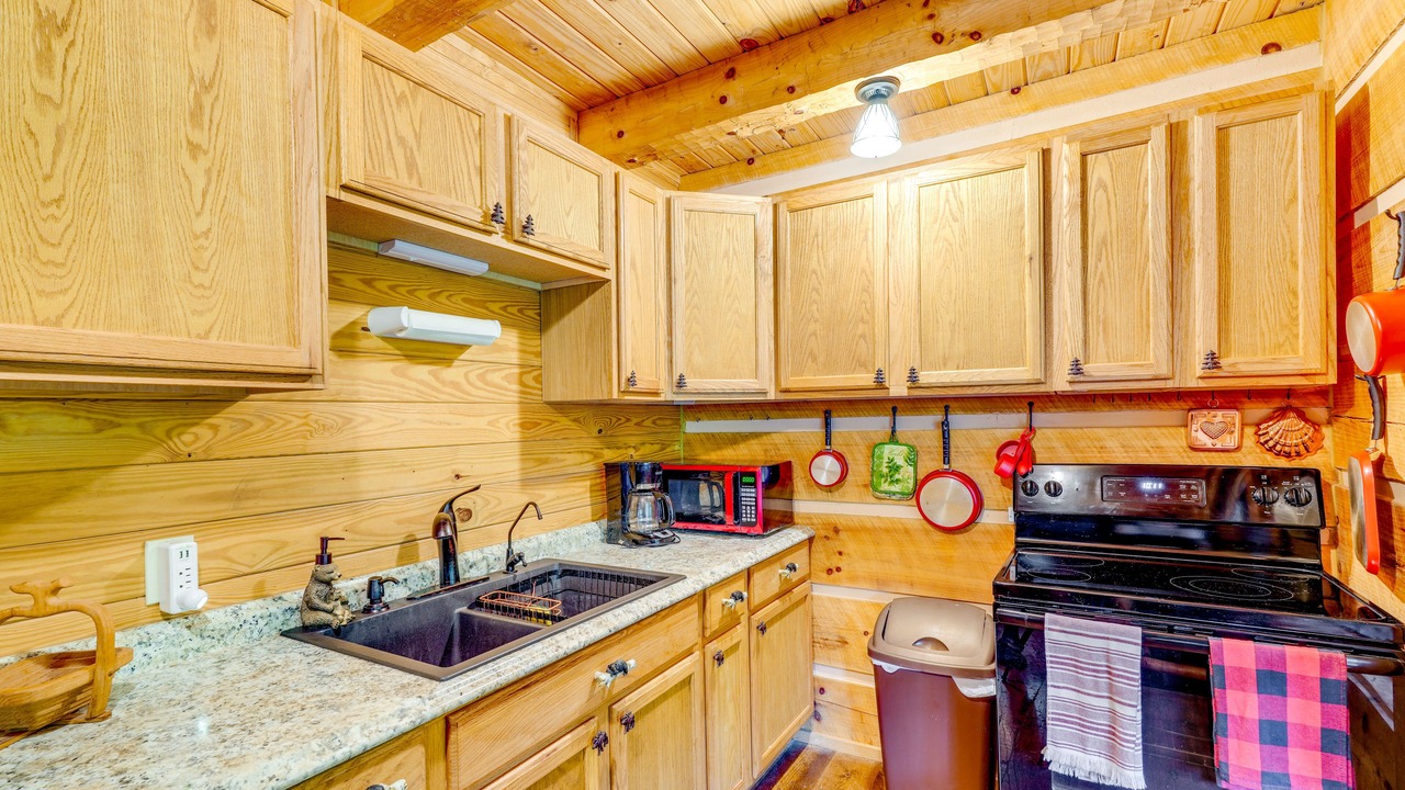 Photo of Kitchen in Bean Station