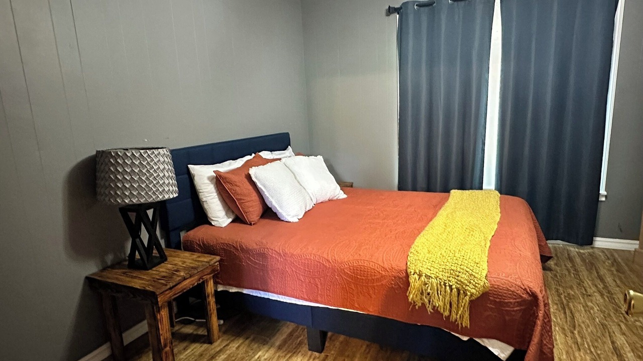 Photo of Bedroom in Independence