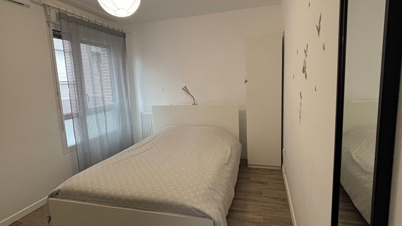 Photo of Bedroom in Villejuif