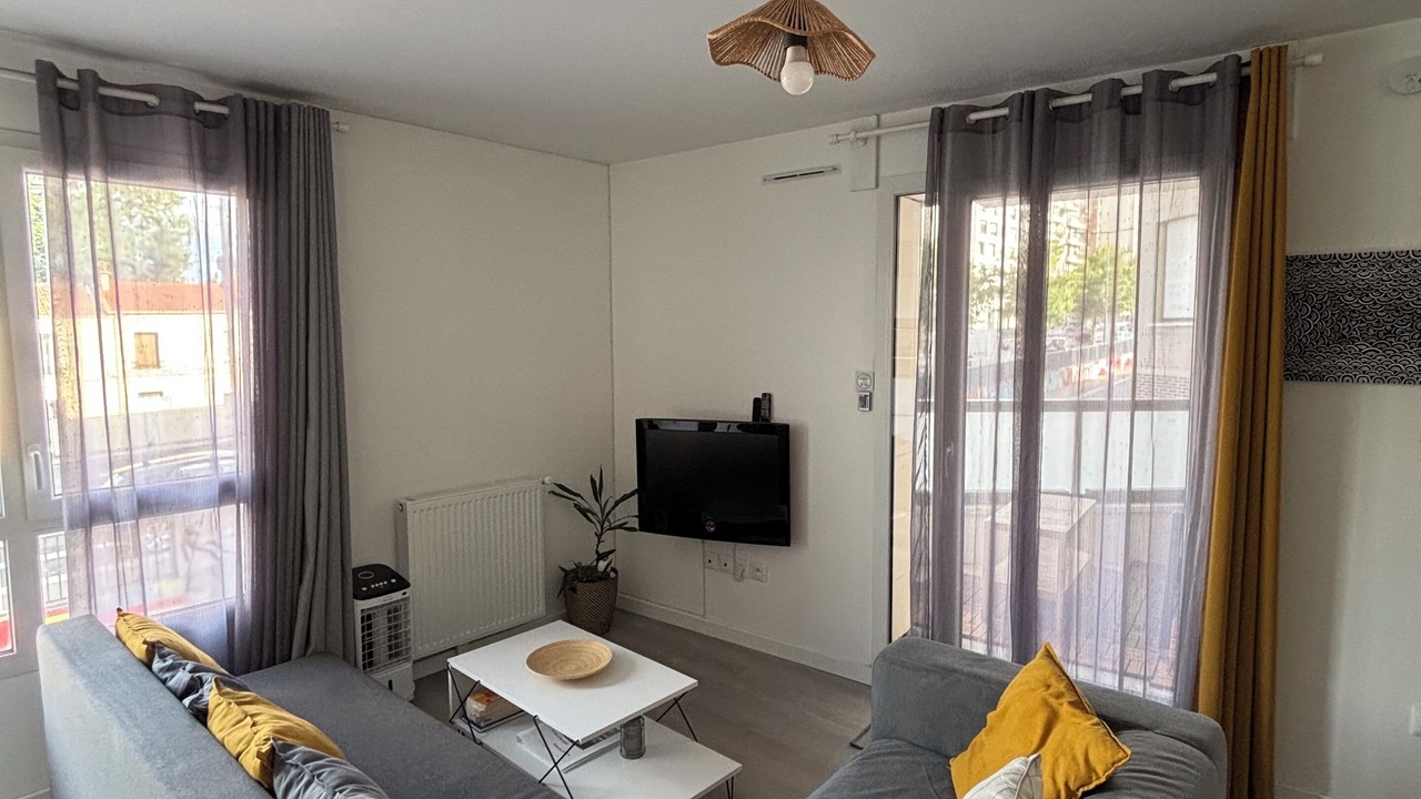 Photo of Livingroom in Villejuif