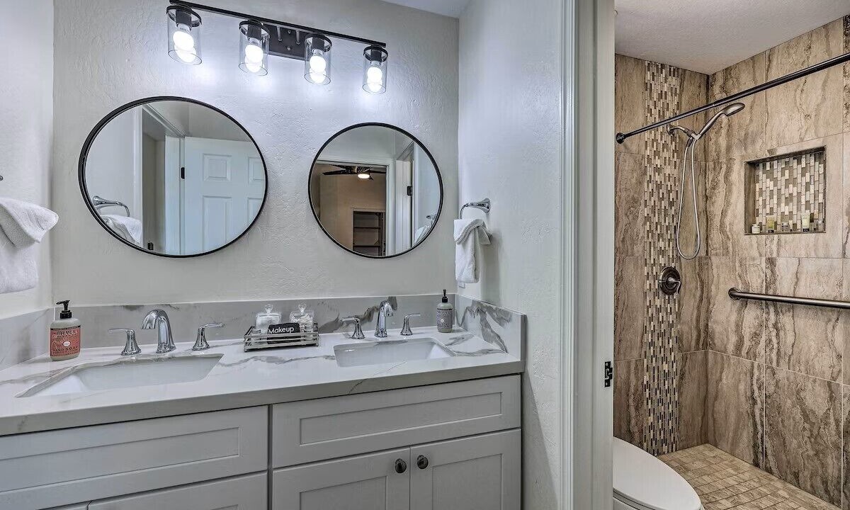 Photo of Bathroom in Arabian Views