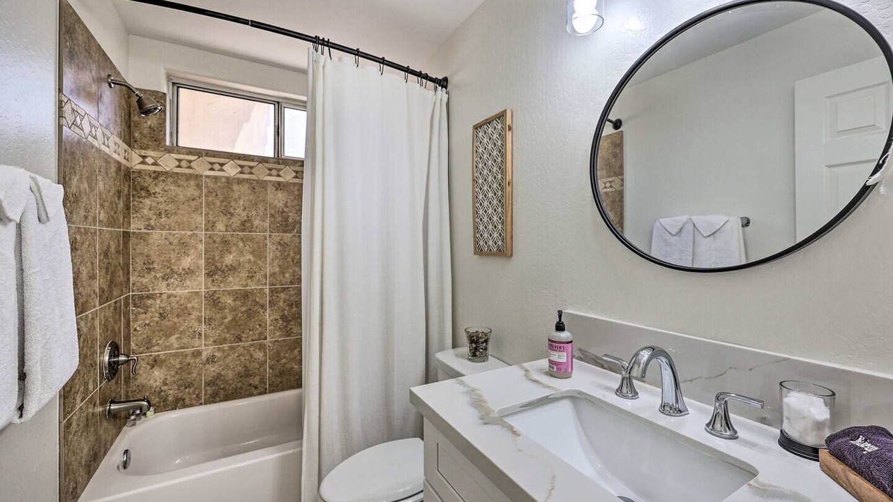 Photo of Bathroom in Arabian Views