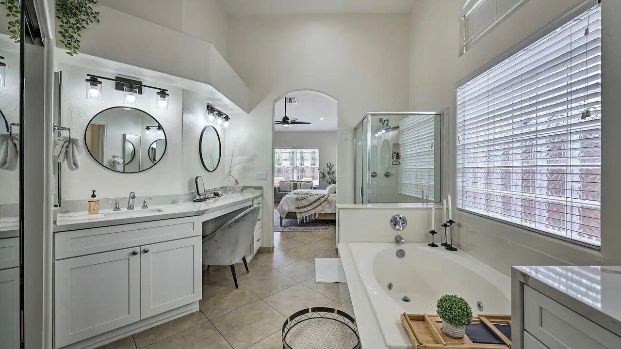 Photo of Bathroom in Arabian Views