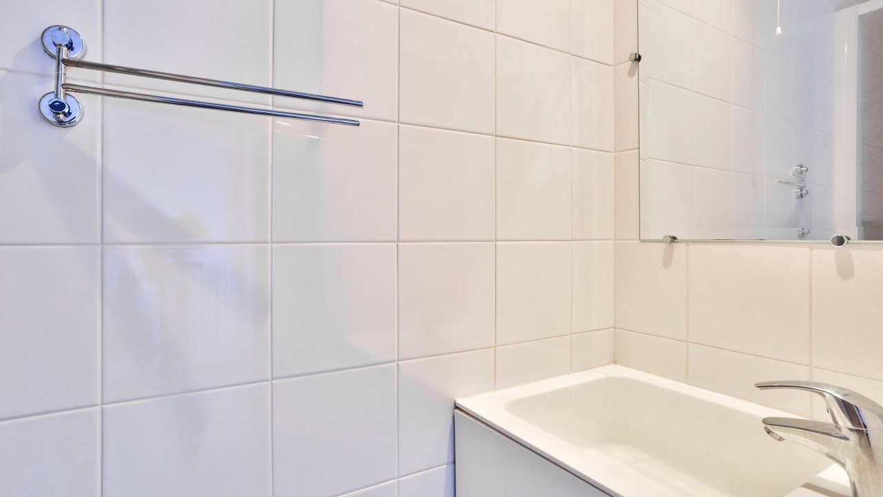 Photo of Bathroom in Arsenal