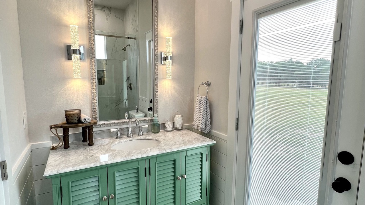 Photo of Bathroom in La Grange