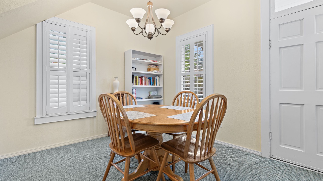 Photo of Bedroom in Ashland