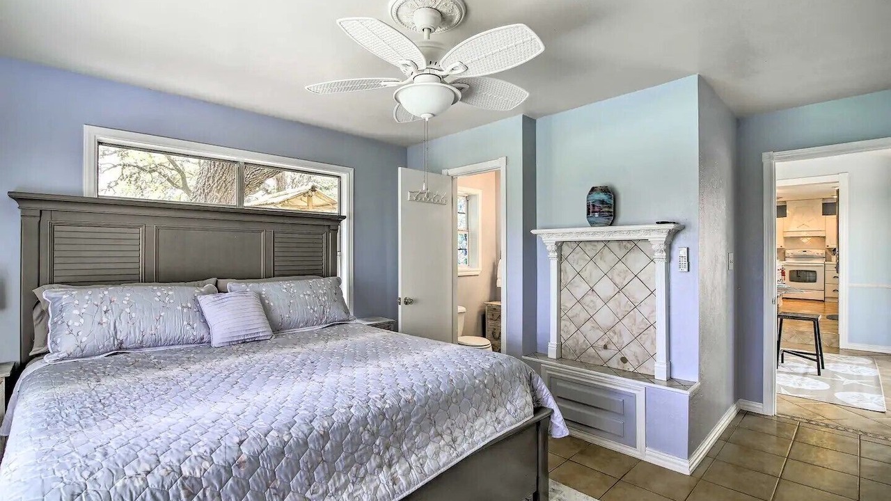 Photo of Bedroom in Camp Wood