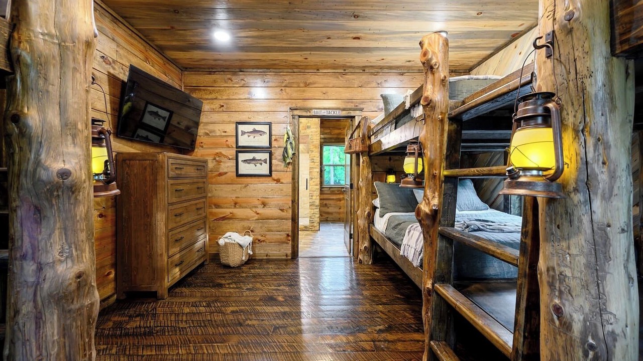 Photo of Bedroom in Pickens