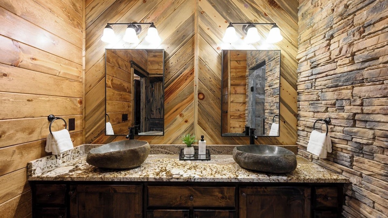 Photo of Bathroom in Pickens