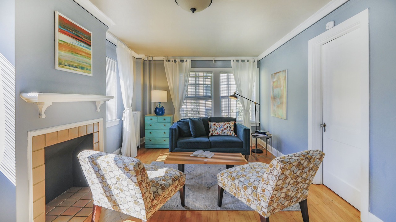 Photo of Livingroom in Goose Hollow