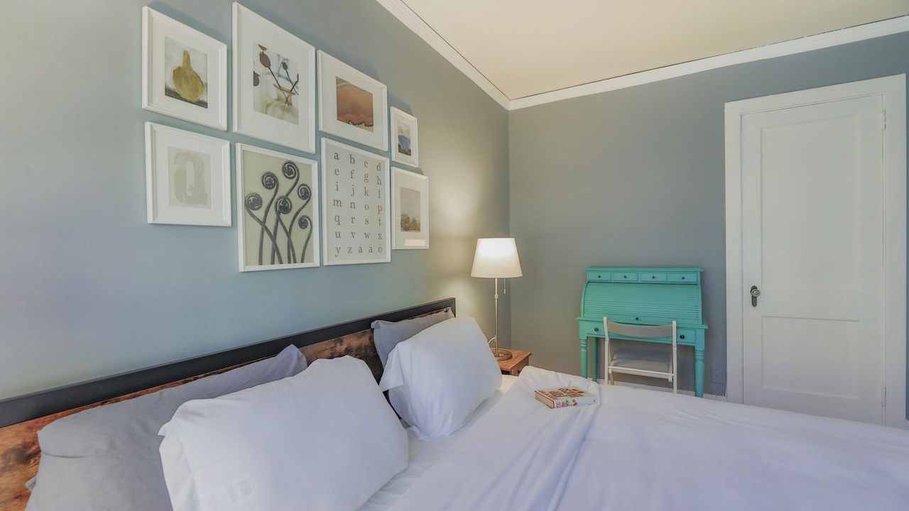 Photo of Bedroom in Goose Hollow