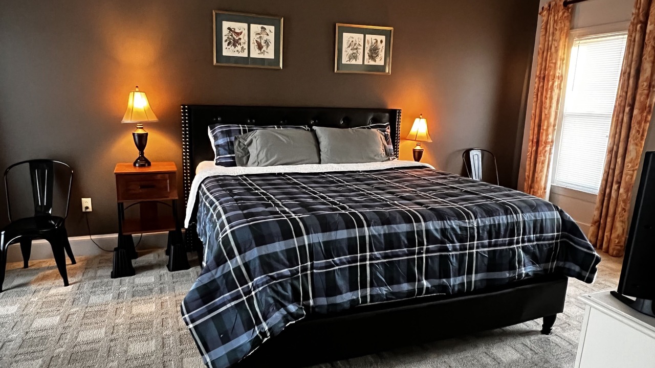 Photo of Bedroom in Dundas