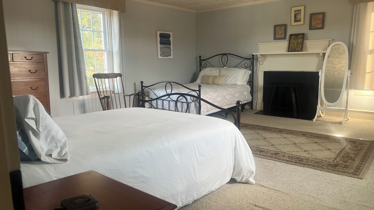 Photo of Bedroom in Dundas