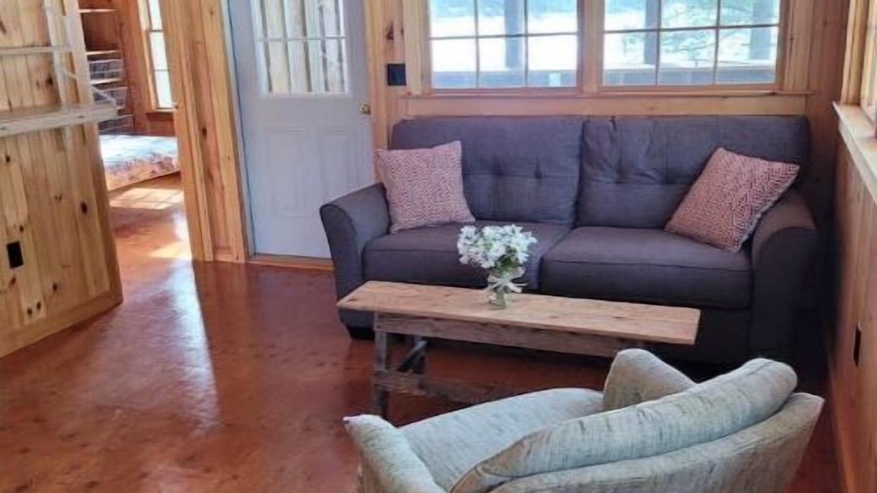 Photo of Livingroom in Wolfeboro