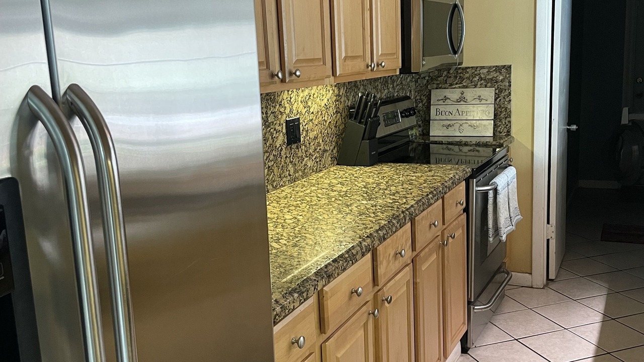 Photo of Kitchen in Tropic Palms
