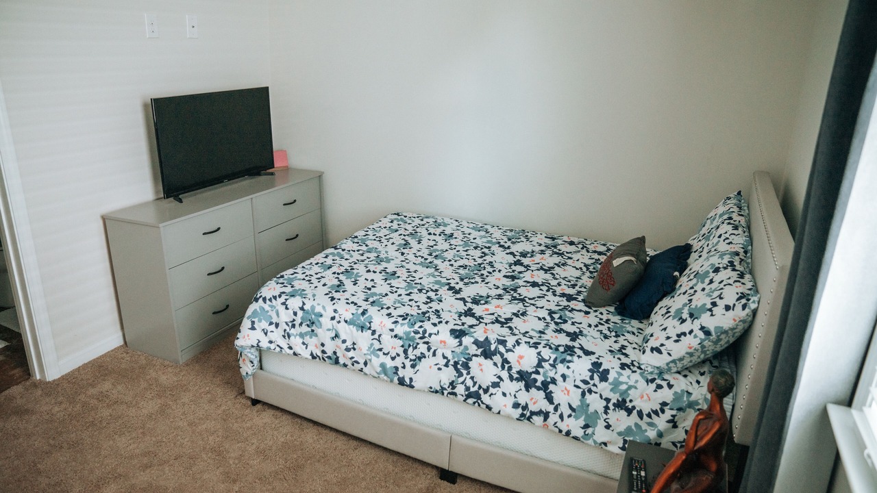 Photo of Bedroom in Bowling Green