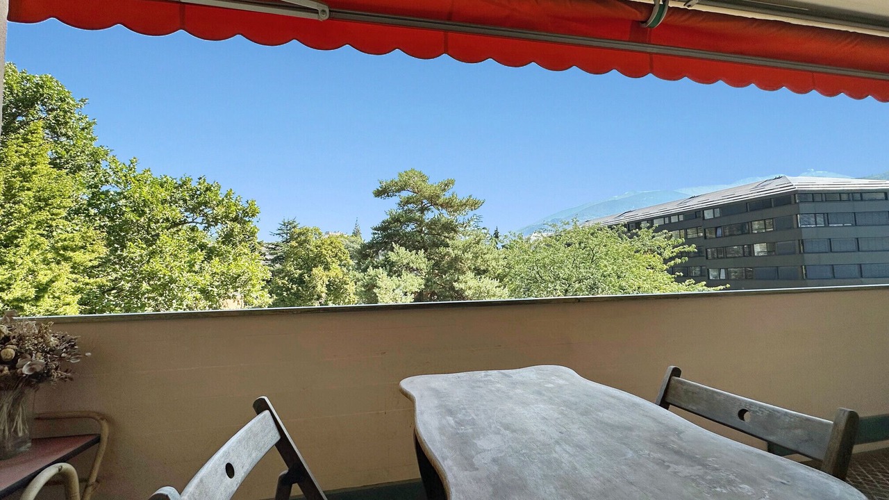 Photo of Patio Balcony in Sion