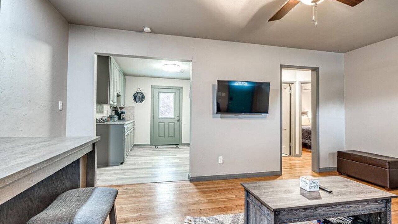 Photo of Livingroom in Midwest City