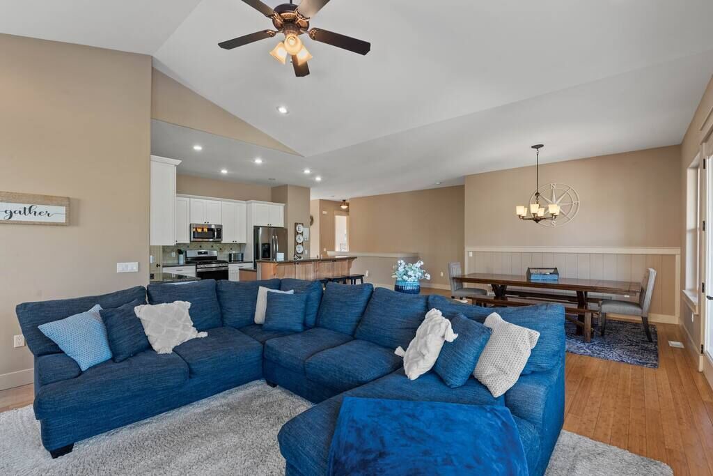 Photo of Others in Latah Valley