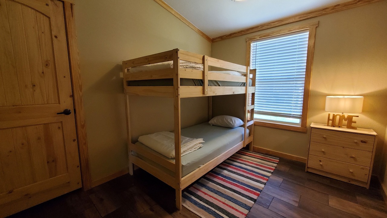 Photo of Bedroom in Quinlan