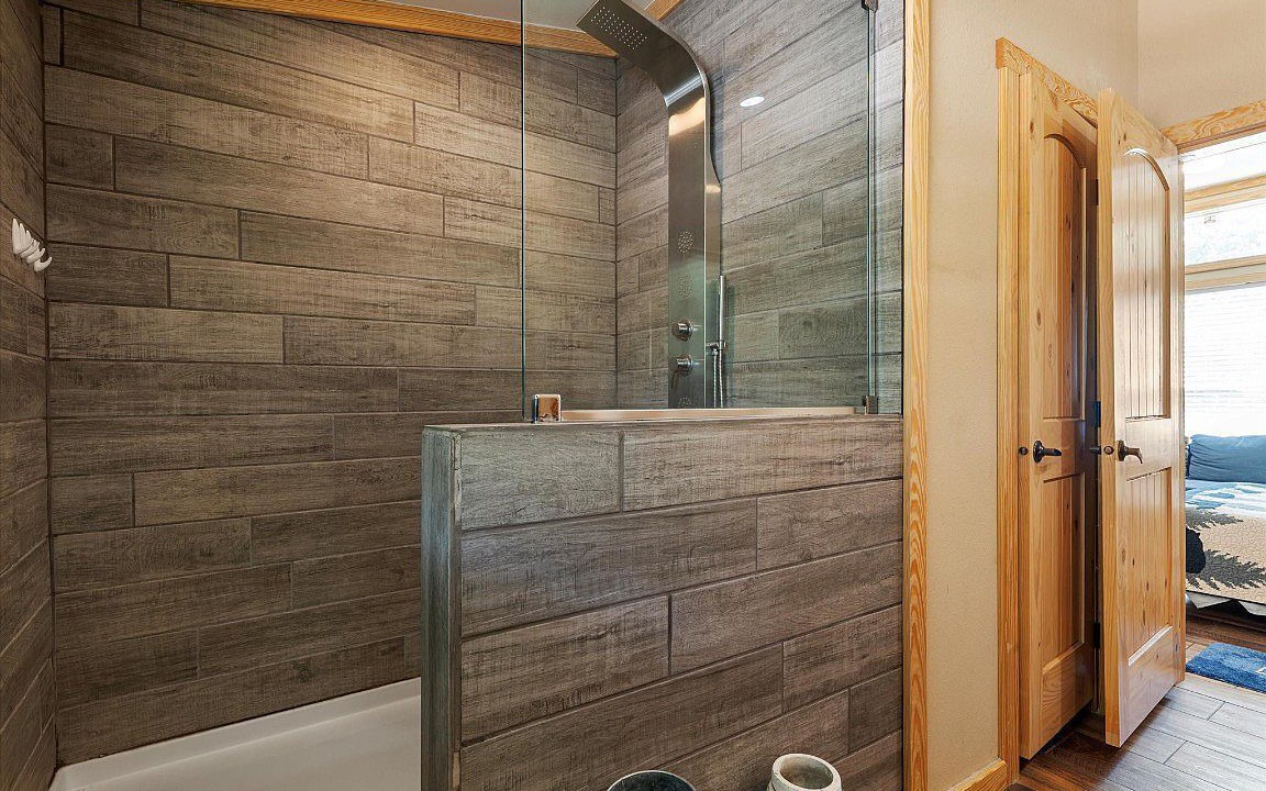 Photo of Bathroom in Quinlan